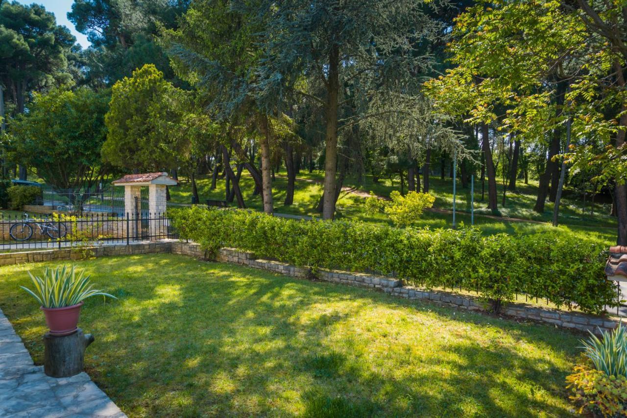 Villa Parenzo 150Mt Dal Mare 8Min Piedi Dal Centro بوريتش المظهر الخارجي الصورة